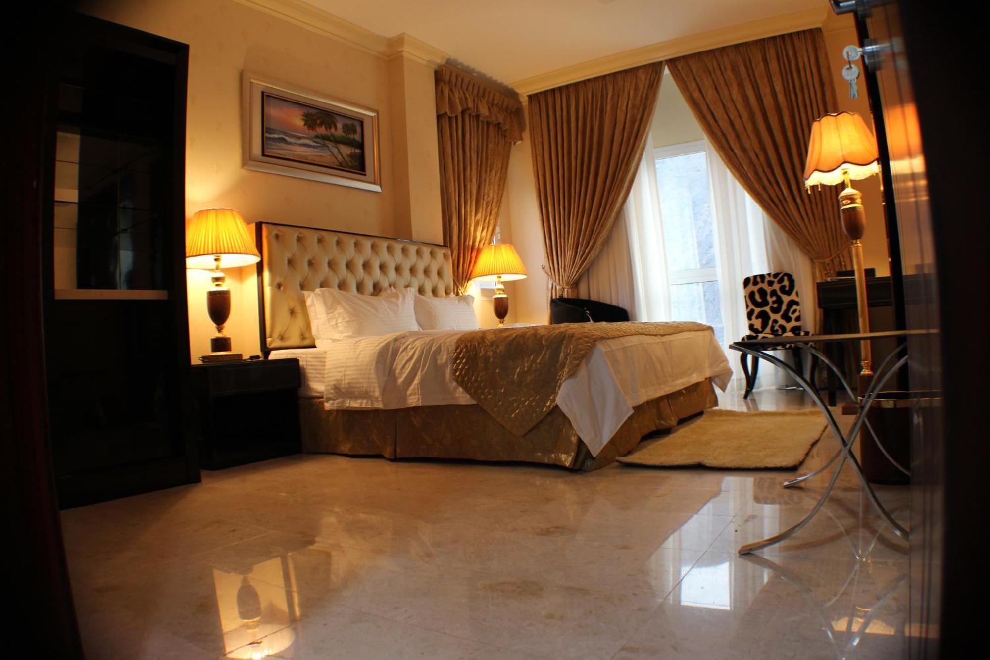 Pioneer Hotel Apartments Μουσκάτ Εξωτερικό φωτογραφία